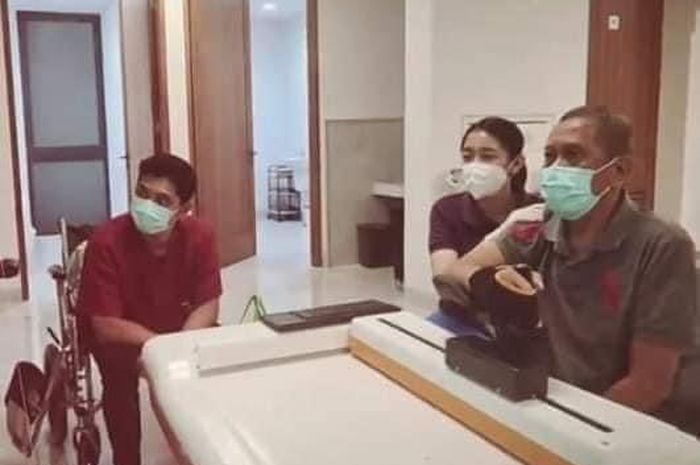 Innalillahi Beredar Kabar Duka, Foto Tukul Arwana Bikin Tangis Lesti