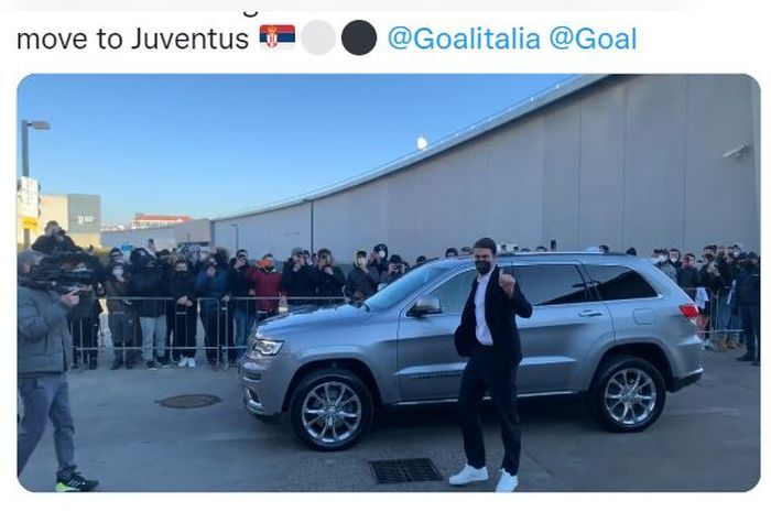 Dusan Vlahovic jalani tes medis jelang transfer dari Fiorentina ke Juventus (28/1/2022).