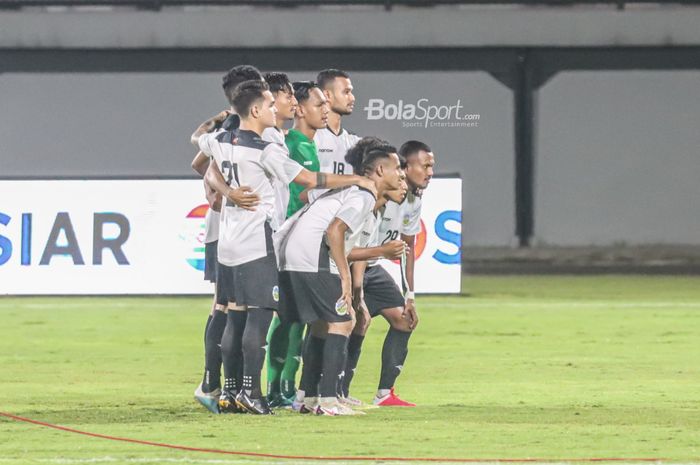 Skuad timnas Timor Leste (skuat timnas Timor Leste) di Stadion Kapten I Wayan Dipta, Gianyar, Bali, 27 Januari 2022.