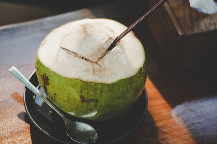 Air kelapa untuk mencegah sejumlah penyakit