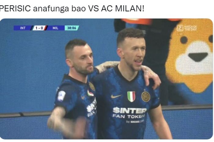 Gelandang Inter Milan, Hakan Calhanoglu, mencetak gol ke gawang AC Milan