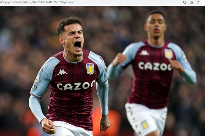 Gelandang serang Aston Villa, Philippe Coutinho, merayakan gol ke gawang Leeds United pada pekan ke-24 Liga Inggris 2021-2022 di Stadion Villa Park, Rabu (9/2/2022).