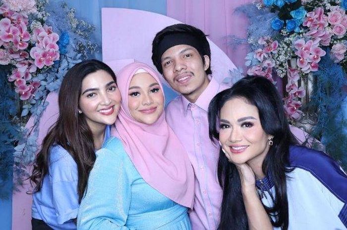Ikut temani Aurel Hermansyah cek kandungan, Ashanty dan Krisdayanti jejeritan lihat wajah calon cucu