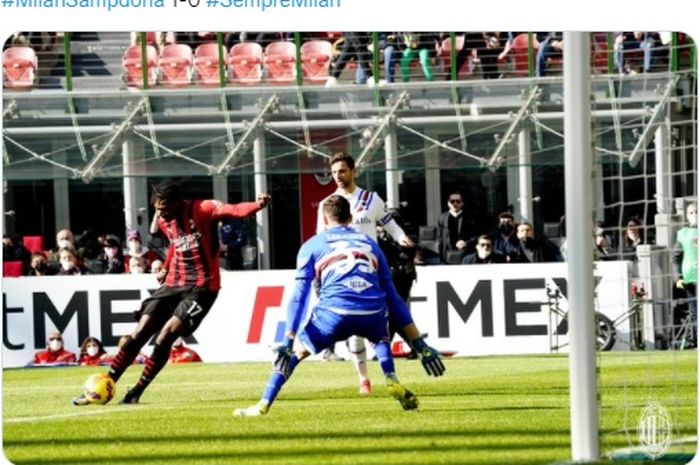 Rafael Leao mencetak gol yang membawa AC Milan mennag 1-0 atas Sampdoria di Liga Italia, Minggu (13/2/2022) di San Siro.