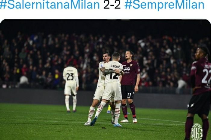 Pemain sayap AC Milan, Ante Rebic, merayakan gol yang ia cetak ke gawang Salernitana pada laga pekan ke-26 Liga Italia di Stadion Arechi, Sabtu (19/2/2022).