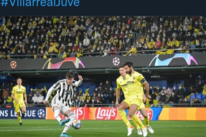 Aksi striker Juventus, Dusan Vlahovic, pada laga leg pertama babak 16 besar Liga Champions melawan Villarreal di Stadion de La Ceramica, Selasa (22/2/2022).