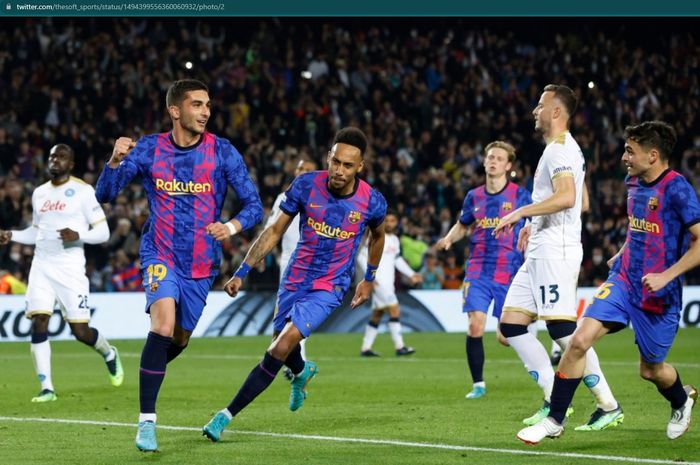 Barcelona dan Napoli bermain imbang 1-1 pada leg pertama play-off Liga Europa 2021-2022.