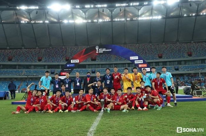 Timnas U-23 Vietnam menjuarai ajang Piala AFF U-23 2022 di Kamboja usai mengalahkan Thailand dengan skor 1-0, Sabtu (26/2/2022) malam WIB.
