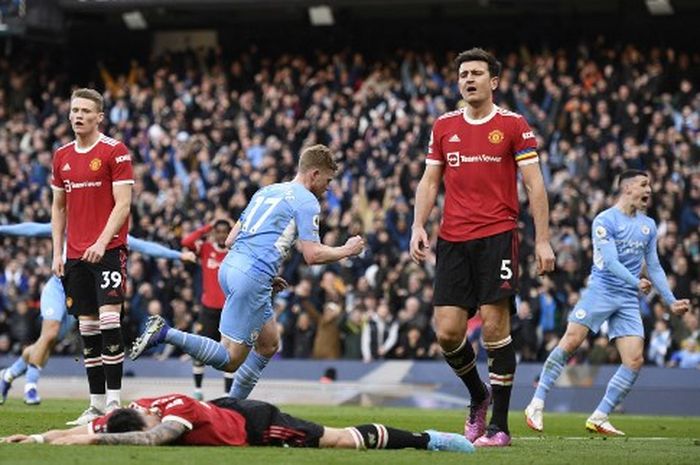 Roy Keane menyebut kalau Manchester United sudah menyerah dari Manchester City sebelum laga berakhir dan itu memalukan.