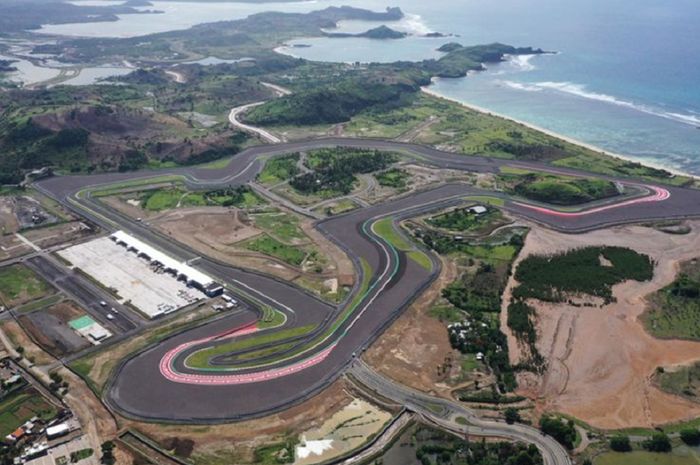 Sirkuit Internasional Mandalika di Lombok Tengah, Nusa Tenggara Barat, siap gelar MotoGP Indonesia 2022.