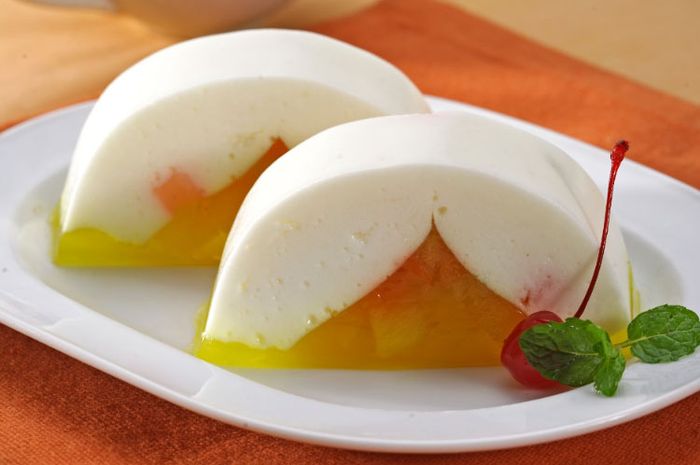 Puding Busa Nanas Nata De Coco untuk menu takjil buka puasa