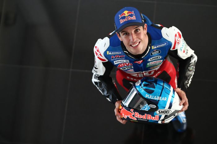 Alex Marquez yang sedang terpuruk bersama tim LCR Honda, dirinya bahkan sudah dua kali gagal selesaikan balapan di MotoGP 2022.