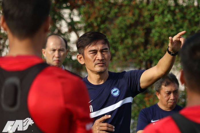 Pelatih timnas Singapura, Nazri Nasir