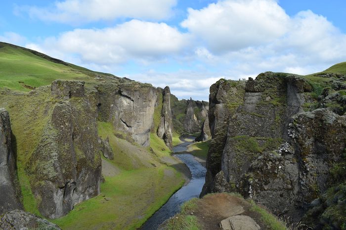 Arti Mimpi Naik Tebing Tinggi: Pertanda Baik Atau Buruk? Menguak Rahasianya! Arti Mimpi Naik Tebing Tinggi: Pertanda Baik Atau Buruk? Menguak Rahasianya!
