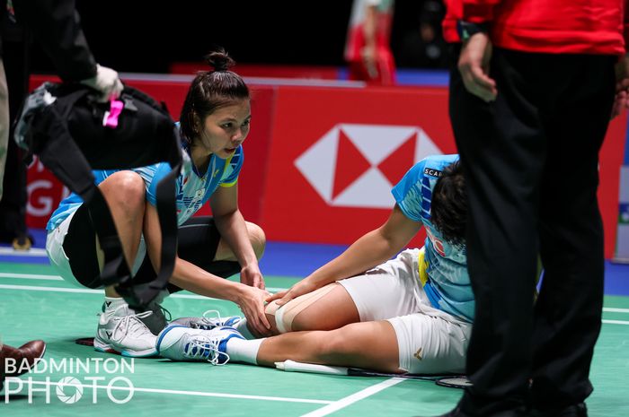 Apriyani Rahayu cedera saat tampil di babak kedua All England Open 2022, Kamis (17/3/2022).