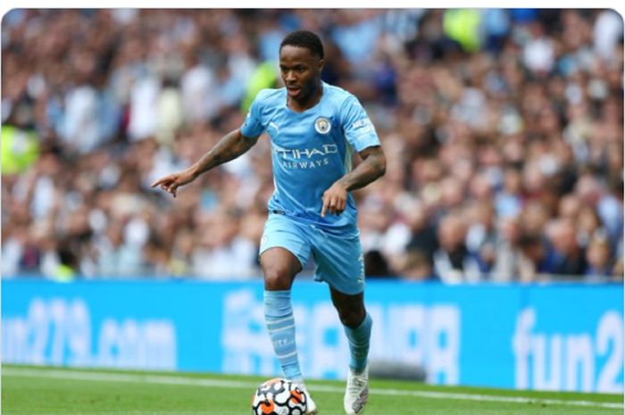 Penyerang Manchester City, Raheem Sterling.