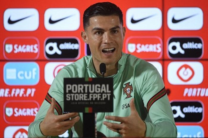 Striker timnas Portugal, Cristiano Ronaldo, mengutarakan permintaan spesial kepada Federasi Sepak Bola Portugal (FPF) jelang laga final play-off Path C Kualifikasi Piala Dunia 2022 Zona Eropa melawan timnas Makedonia Utara.