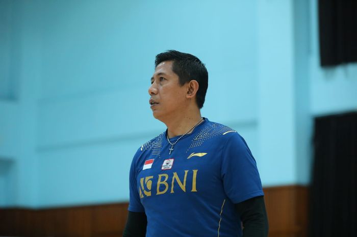 Pelatih ganda campuran Indonesia, Nova Widianto.