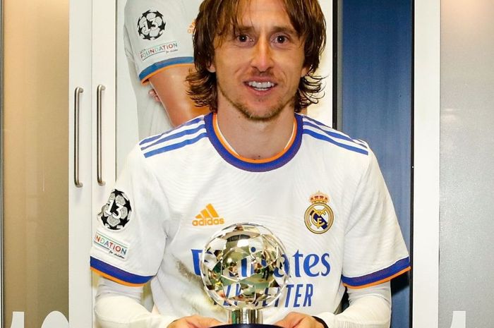 Luka Modric dinobatkan menjadi Man of The Match dalam leg kedua perempat final Liga Champions Real Madrid vs Chelsea.