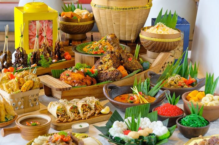 Marriott Bonvoy invites guests to savor the iftar feast, featuring cuisines from local, Asian, Middle Eastern, and many others.