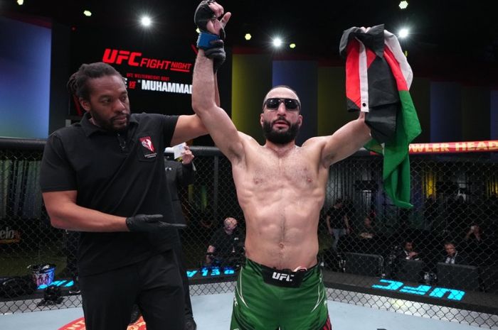 Belal Muhammad saat memenangkan pertarungan pada UFC Vegas 51 lalu, dirinya kini mentargetkan Chimaev dan Colby