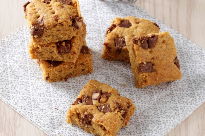 Kue Kering Kacang Cokelat Bar