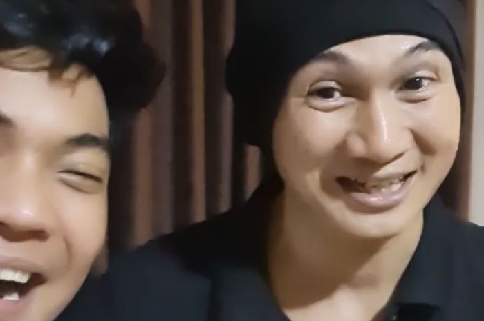 Ketawa-tawa Sambil Cover Lagu Anji, Tri Suaka Auto Kicep Usai Andika