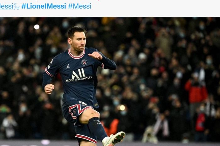 Kendati bermain kurang ciamik di musim 2021-2022 bersama Paris Saint-Germain, Lionel Messi justru duduk di peringkat ketiga dan mengalahkan Karim Benzema serta Mohamed Salah.