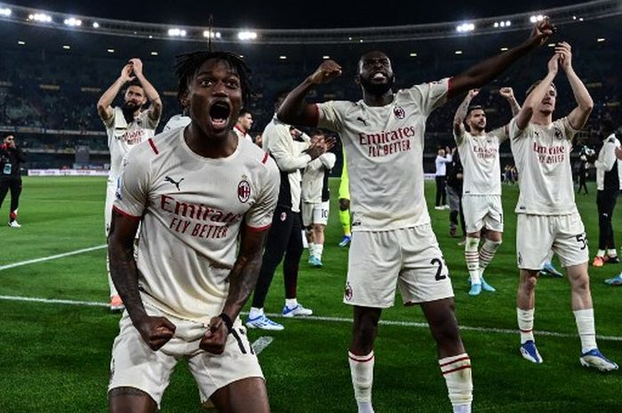 Menghadapi Sassuolo di pekan terakhir Liga Italia 2021-2022, AC Milan berupaya menyegel gelar juara. Sementara untuk Sassuolo, mereka ingin mencatatkan sejarah.