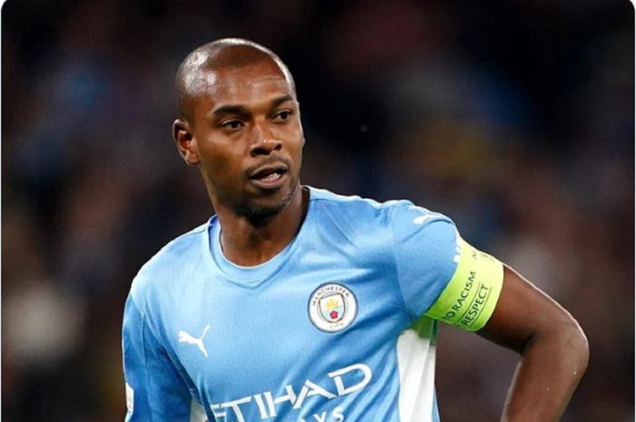 Gelandang Manchester City, Fernandinho.