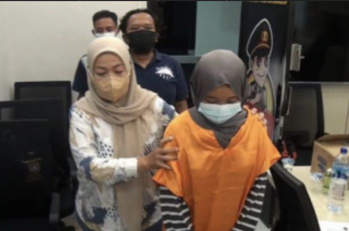 Neneng istri sah yang membunuh membabi buta pelakor suaminya