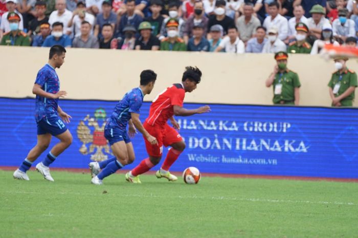 Irfan Jauhari pada laga timnas U-23 Indonesia vs Thailand di semifinal SEA Games 2021, Stadion Thi&ecirc;n Trường, Kamis (19/5/2022).