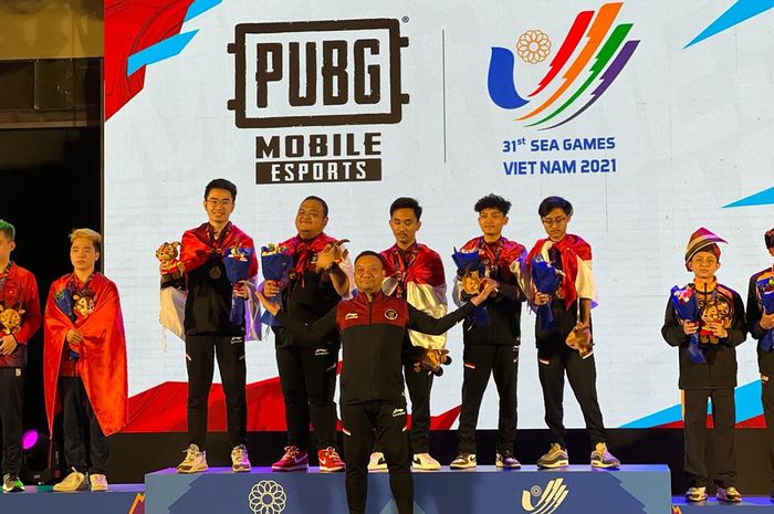 Tim Esports Indonesia nomor PUBG Mobile yang terdiri dari SVAFVEL, Ryzen, GenFos, Luxxy, Jayden, dan S1nyo, berhasil menyabet Medali Emas setelah secara dramatis mengungguli Tim Vietnam dan Tim Malaysia. 