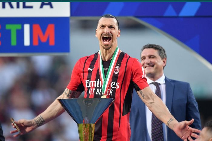 Stefano Pioli telah mengungkap pengaruh Zlatan Ibrahimovic atas kebangkitan AC Milan di musim 2021-2022.