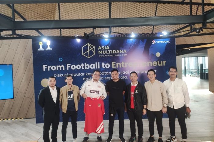 Diskusi sepak bola yang diadakan oleh Asia Multidana