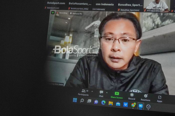 Pelatih Sabah FC, Ong Kim Swee, saat memberikan keterangan kepada awak media secara virtual. (Foto virtual)