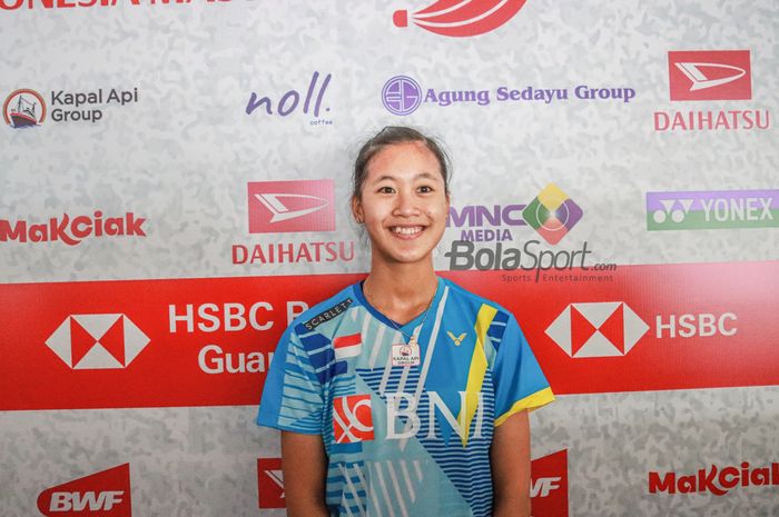 Pebulutangkis tunggal putri Indonesia, Putri Kusuma Wardani (Putri KW), nampak sumringah saat ditemui di Istora Senayan, Jakarta, 7 Juni 2022.