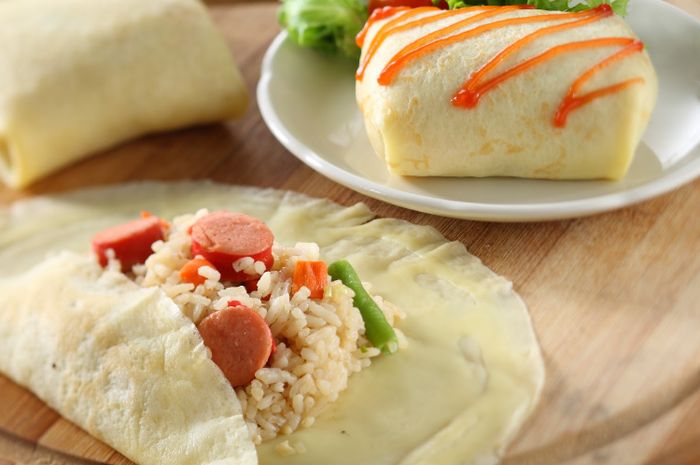 Hidangan crepe nasi goreng
