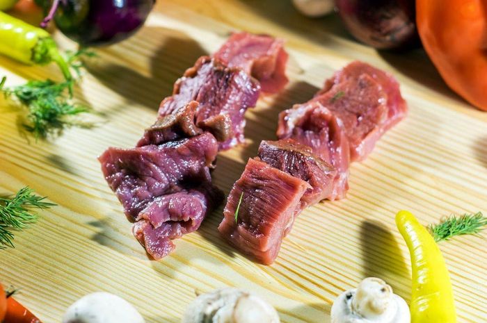 Perbedaan Daging Kambing dan Daging Domba, Mana yang Lebih Sehat untuk