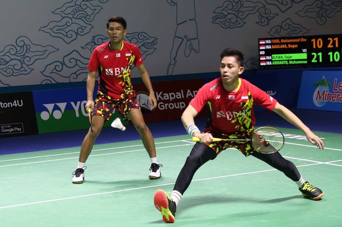 Pasangan ganda putra Indonesia, Fajar Alfian/Muhammad Rian Ardianto, pada babak kedua Indonesia Open 2022 di Istora Senayan, Jakarta, Kamis (16/6/2022).