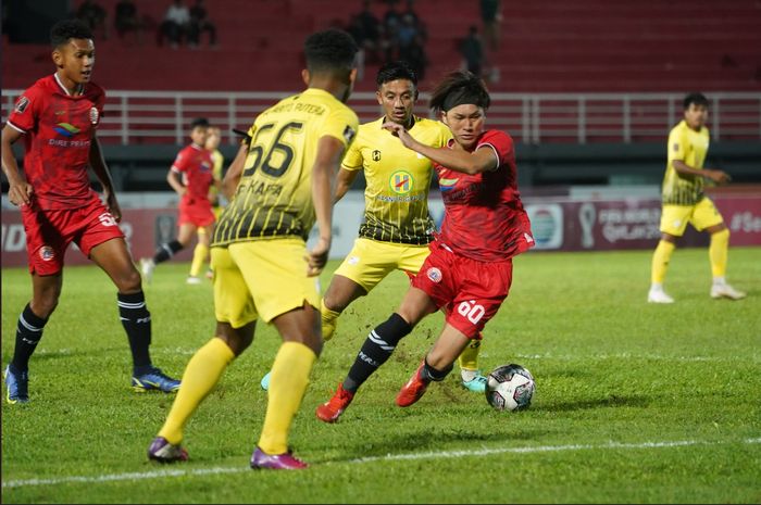 Susana pertandingan antara Persija Jakarta vs Barito Putera pada ajang Piala Presiden 2022 di Stadion Segiri, Samarinda, Sabtu (18/6/2022).