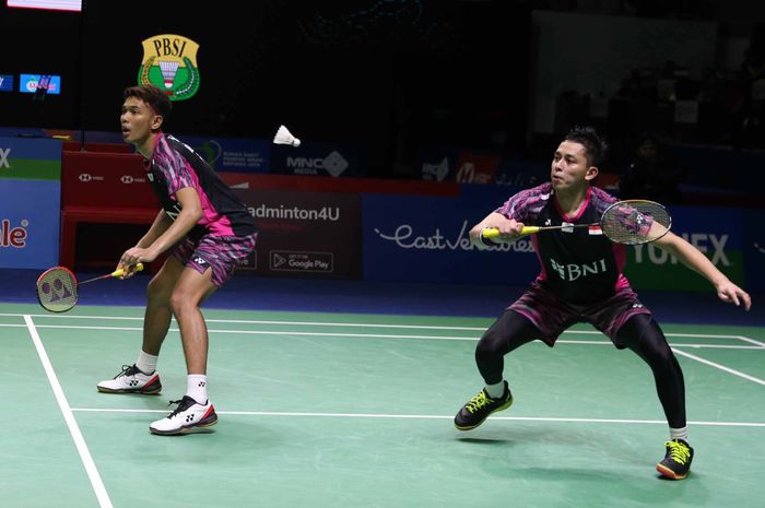Pasangan ganda putra Indonesia, Fajar Alfian/Muhammad Rian Ardianto, pada babak perempat final Indonesia Open 2022 di Istora Senayan, Jakarta, Jumat (17/6/2022).
