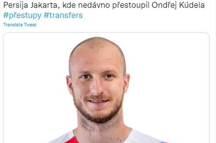 Striker Slavia Prague asal Republik Ceska, Michael Krmencik.