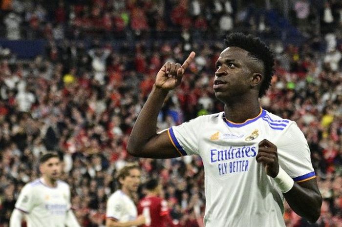 Soal tawaran gaji PSG yang 12 kali lipat lebih tinggi daripada Real Madrid, Vinicius Junior memberikan respons.