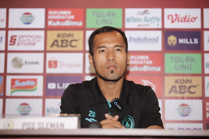 Bek PSS Sleman, Syaiful Ramadhan pada sesi jumpa pers jelang laga melawan Persib Bandung di babak perempat final Piala Presiden 2022, Kamis (30/6/2022).