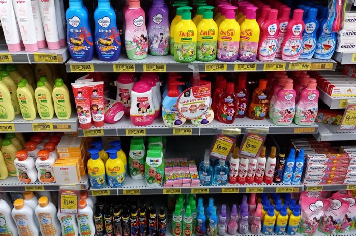Rekomendasi Minyak Wangi Bayi dan Anak anak yang Harum dan Aman