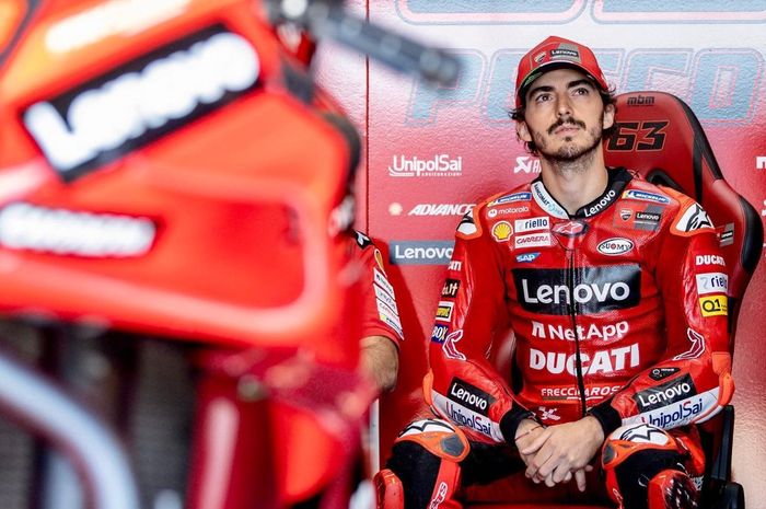 Pembalap Ducati Lenovo, Francesco Bagnaia, berkomentar tantang Fabio Quartararo.