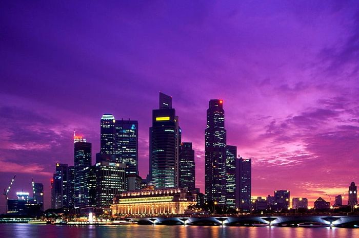 Tampak Biru di Siang Hari, Mengapa Warna Langit Berubah Ketika Senja