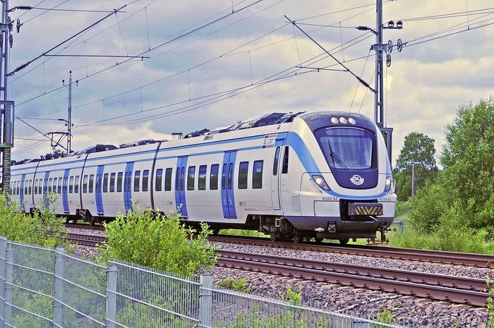 Berapa Tarif Naik KRL Cikarang? Berikut Jadwal KRL Cikarang Hari Ini