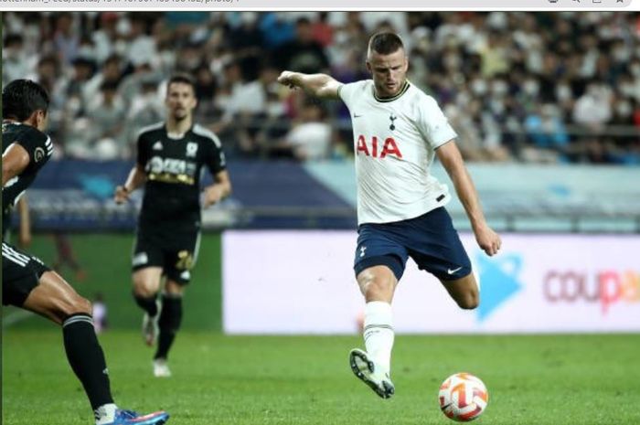 Bek tengah Tottenham Hotspur, Eric Dier, mencetak gol ke gawang K-League All Stars pada laga pramusim di Seoul World Cup Stadium, Rabu (13/7/2022).